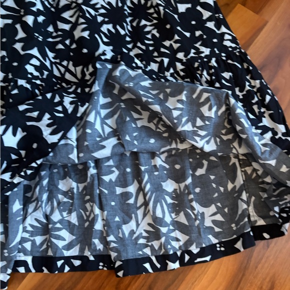 Everlane Black & White Pattern + Black Dress Set, ECU - Picture 10 of 17